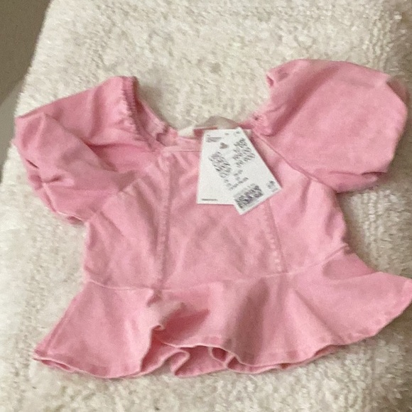 NWT H&M Pink Denim Look Peplum Bouse Size 2T - Picture 3 of 5